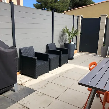 2 Z'efs Holiday home *